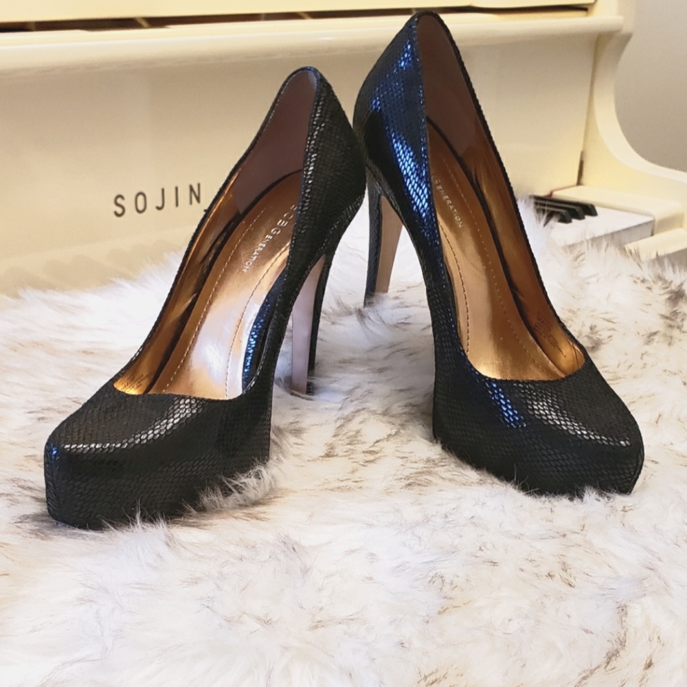 BCBG generation black⚫ heels size 9